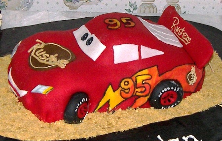 Picturebirthday Cake on Lightning Mcqueen Birthday Cake   Kitchen Scrapbook