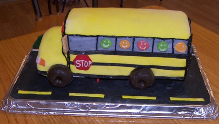 school-bus-cake4.jpg