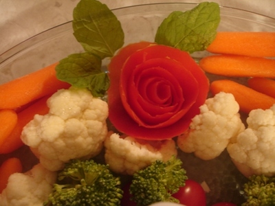 rose veg tray close