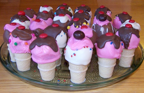 ice-cream-cone-cake-pops-done.jpg